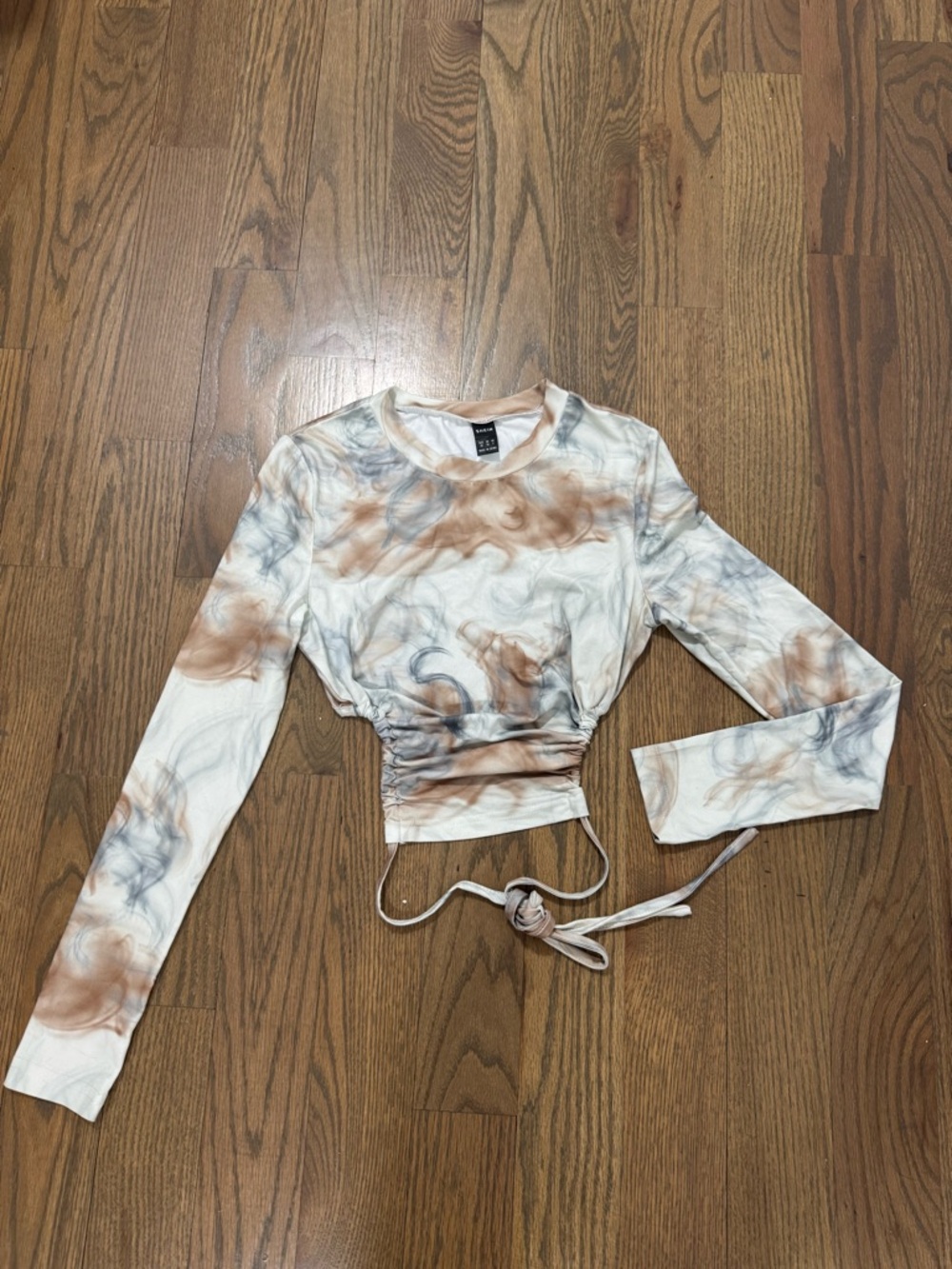 SHEIN Brown & Gray Tie-Dye Ruched Long Sleeve Crop Top